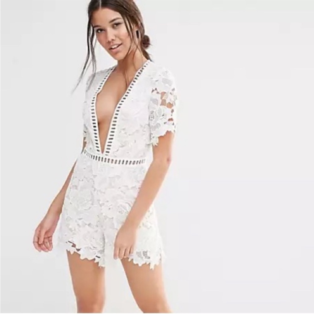 Missguided White Nude Ladder LacePlaysuit Plunge Kimono Sleeve Romper